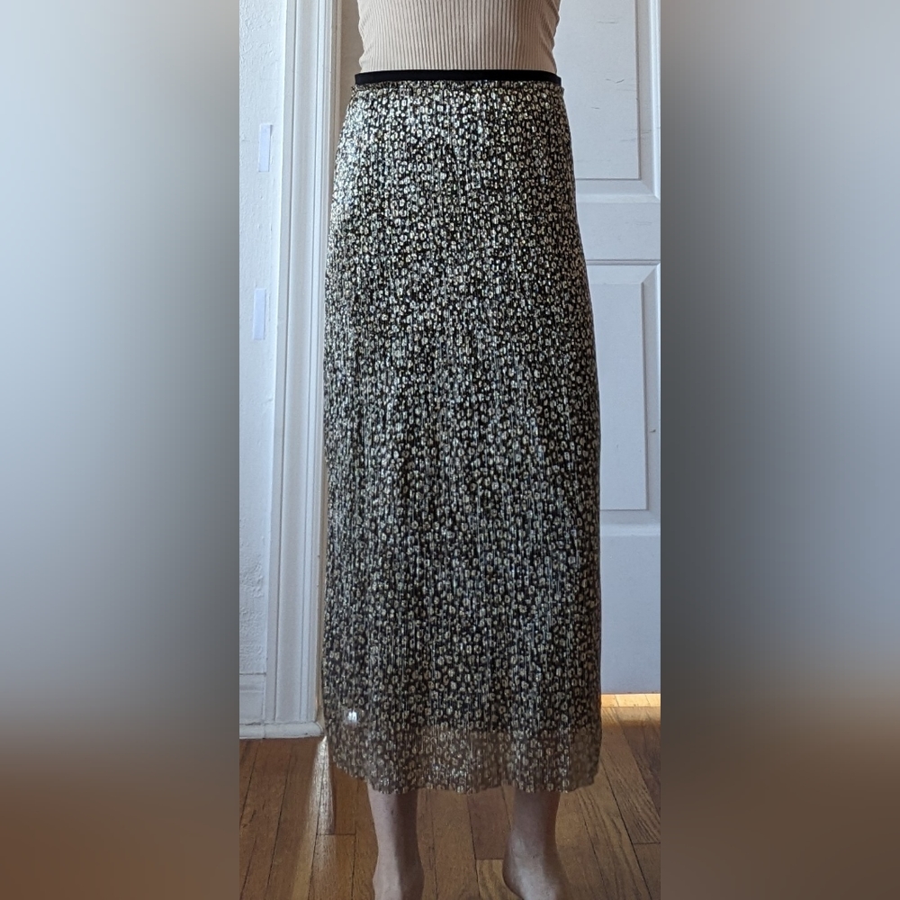 Black and gold, Maeve, size 6 skirt